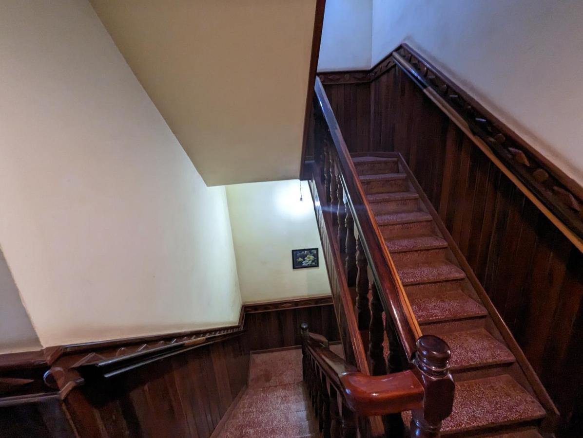 Reach Kunthea Guesthouse Сіємреап Екстер'єр фото